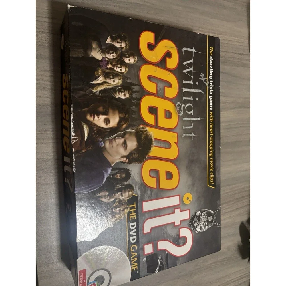 Scene It? Twilight Scene It? DVD Game Complete Game Movie & TV Theme